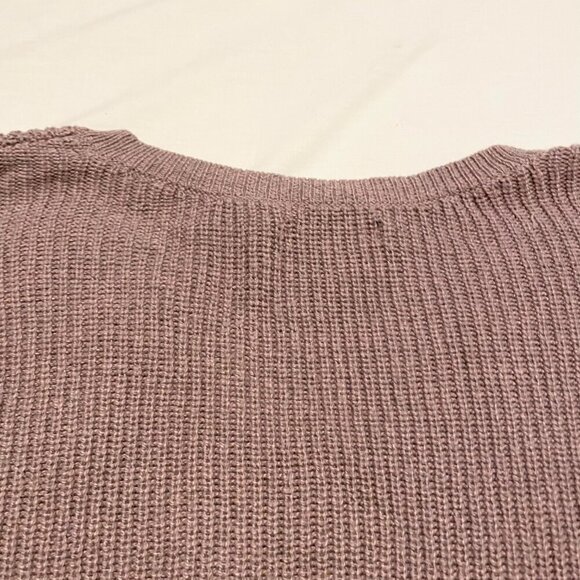 American Eagle Floral Embroidered V Neck Sweater Womens Size Medium - Picture 11 of 16